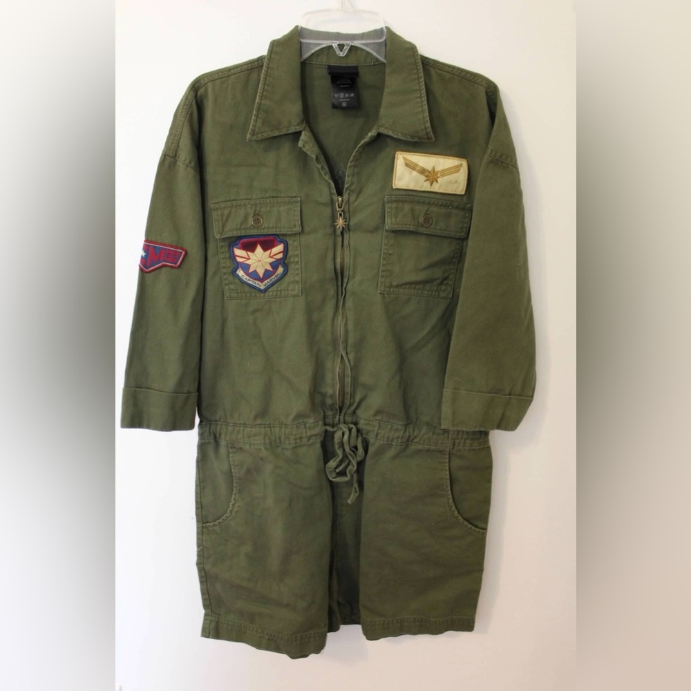 Her Universe Captain Marvel romper size SM